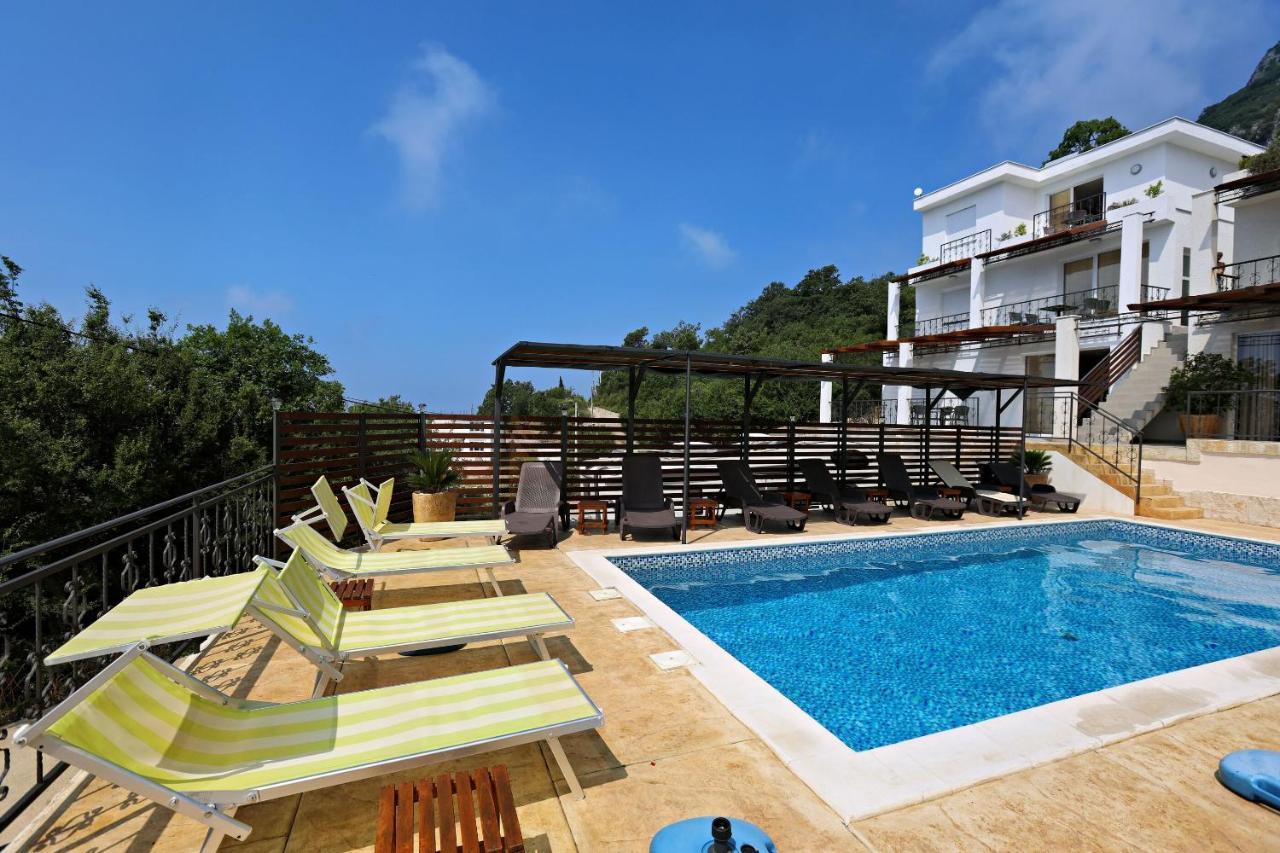 סוטומורה Apartments Oktopus מראה חיצוני תמונה
