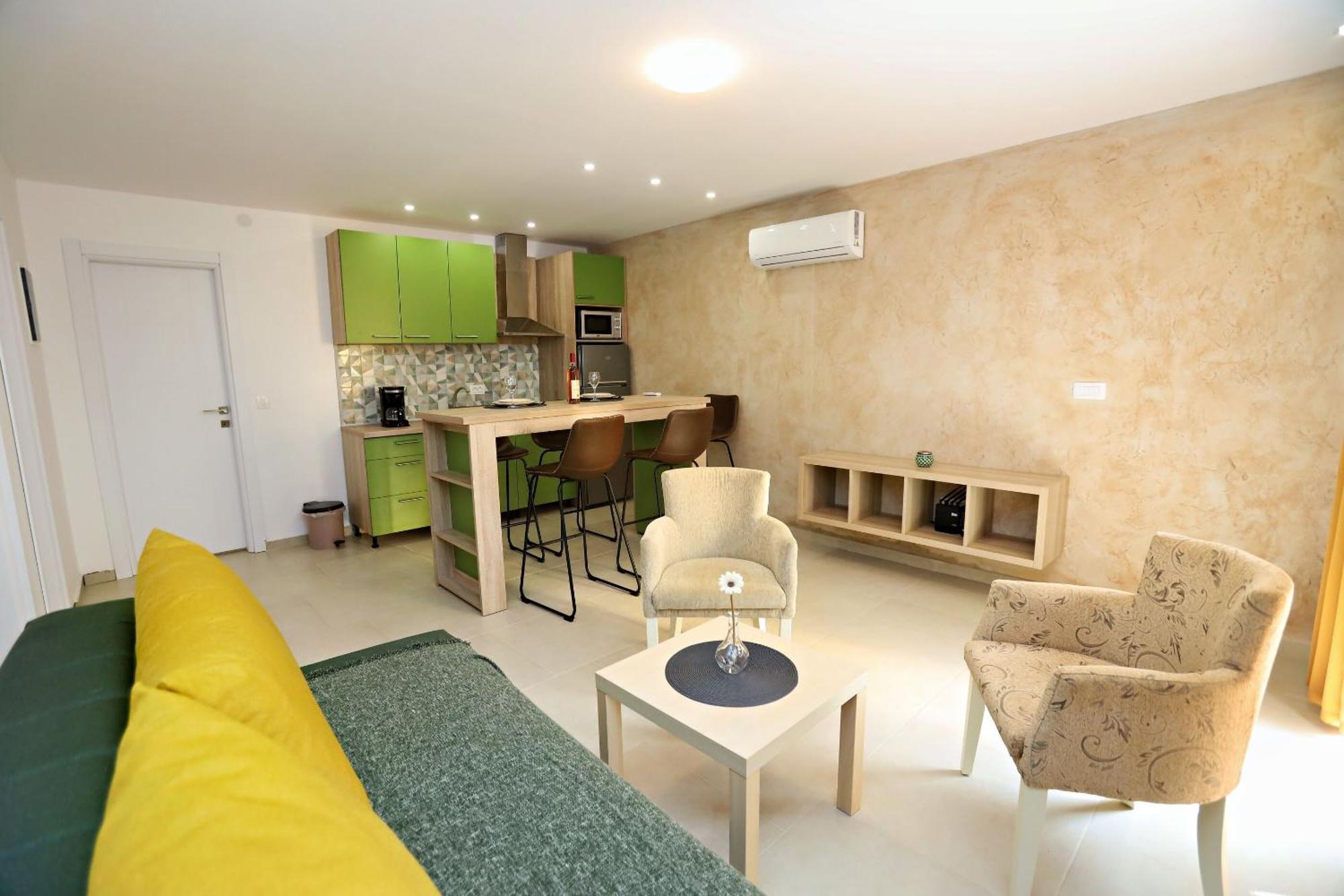 סוטומורה Apartments Oktopus חדר תמונה