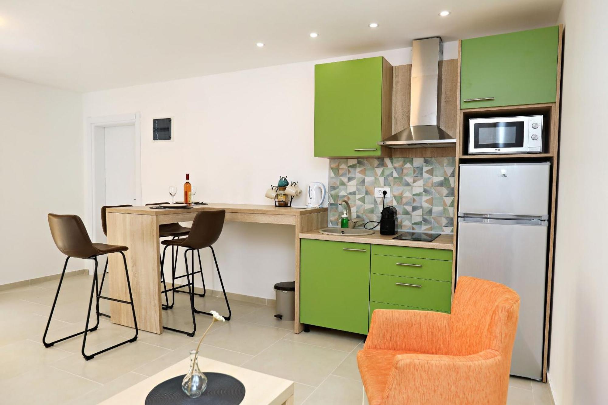 סוטומורה Apartments Oktopus חדר תמונה